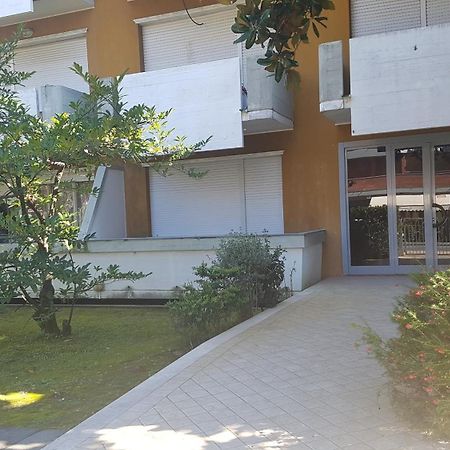 Versilia Apartment فورتي دي مارمي المظهر الخارجي الصورة